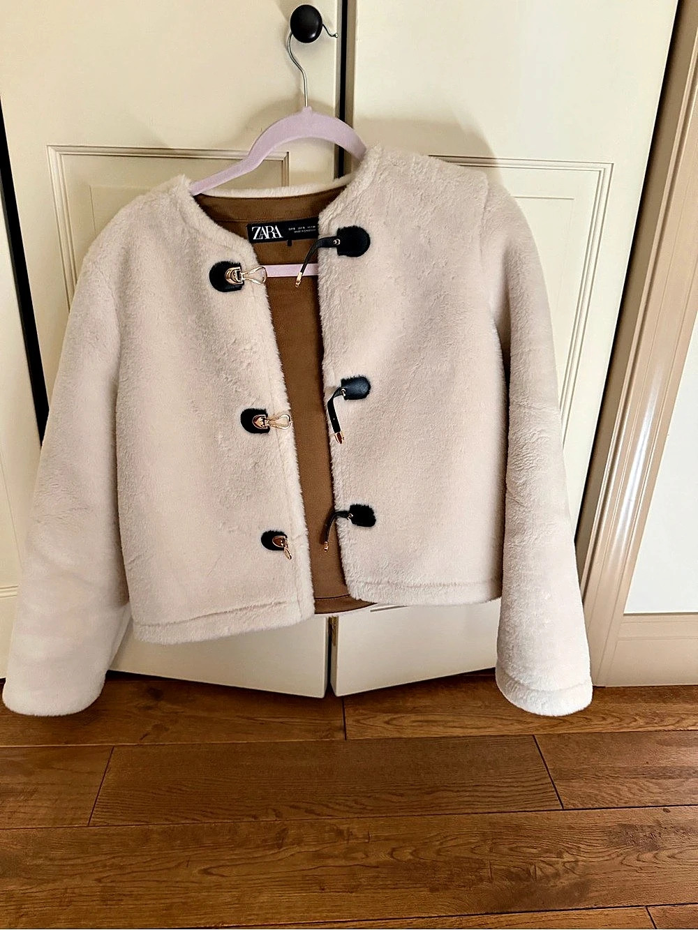 Zara Faux Shearling Toggle Jacket in Cream
